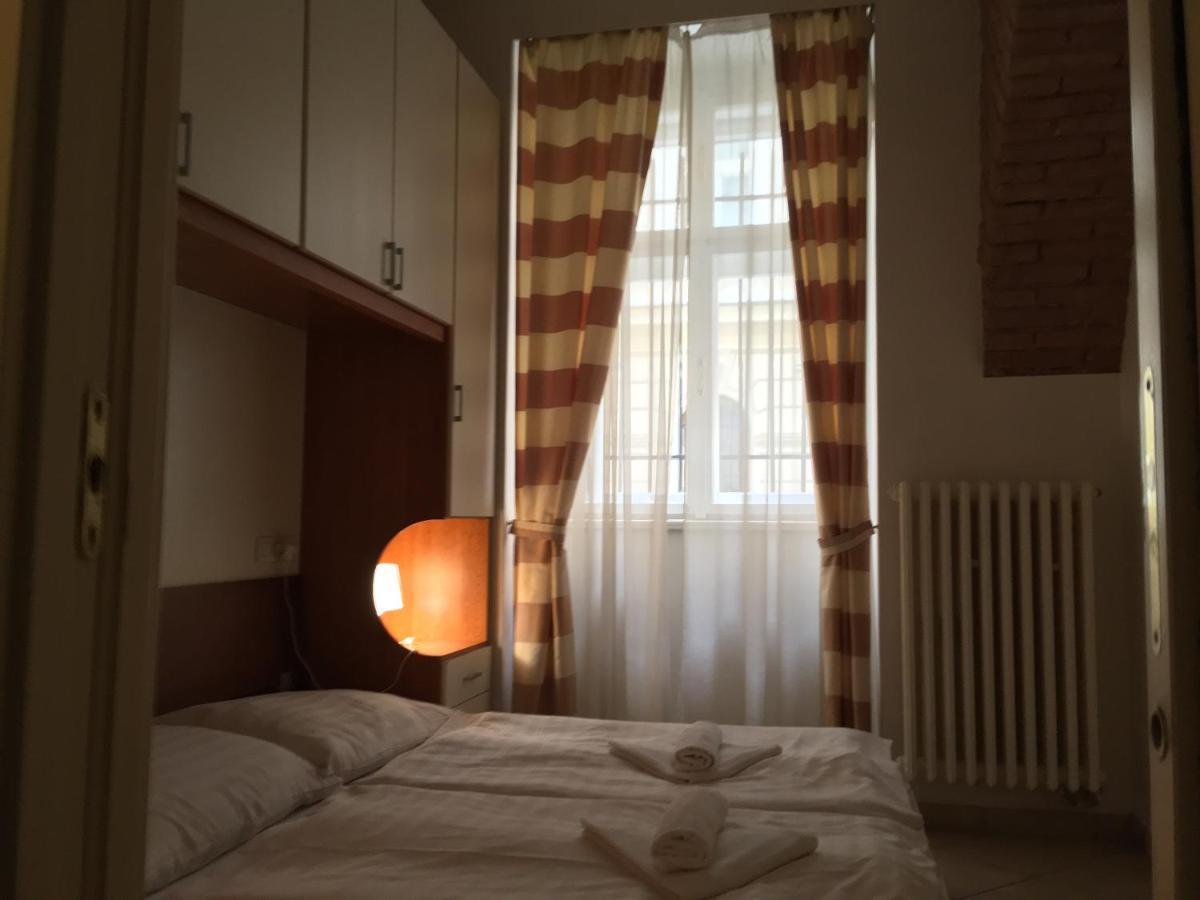 Residence La Familia 프라하 외부 사진